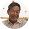小林悟，来自日本长野，因突发性听力损失后遗症前来接受针灸治疗。
